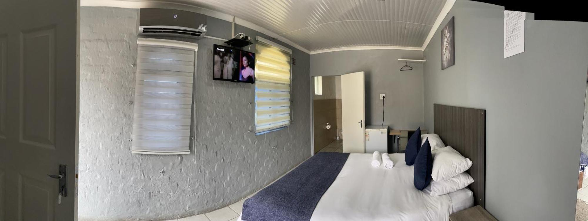 Host Hub Guest House Kempton Park Exterior photo